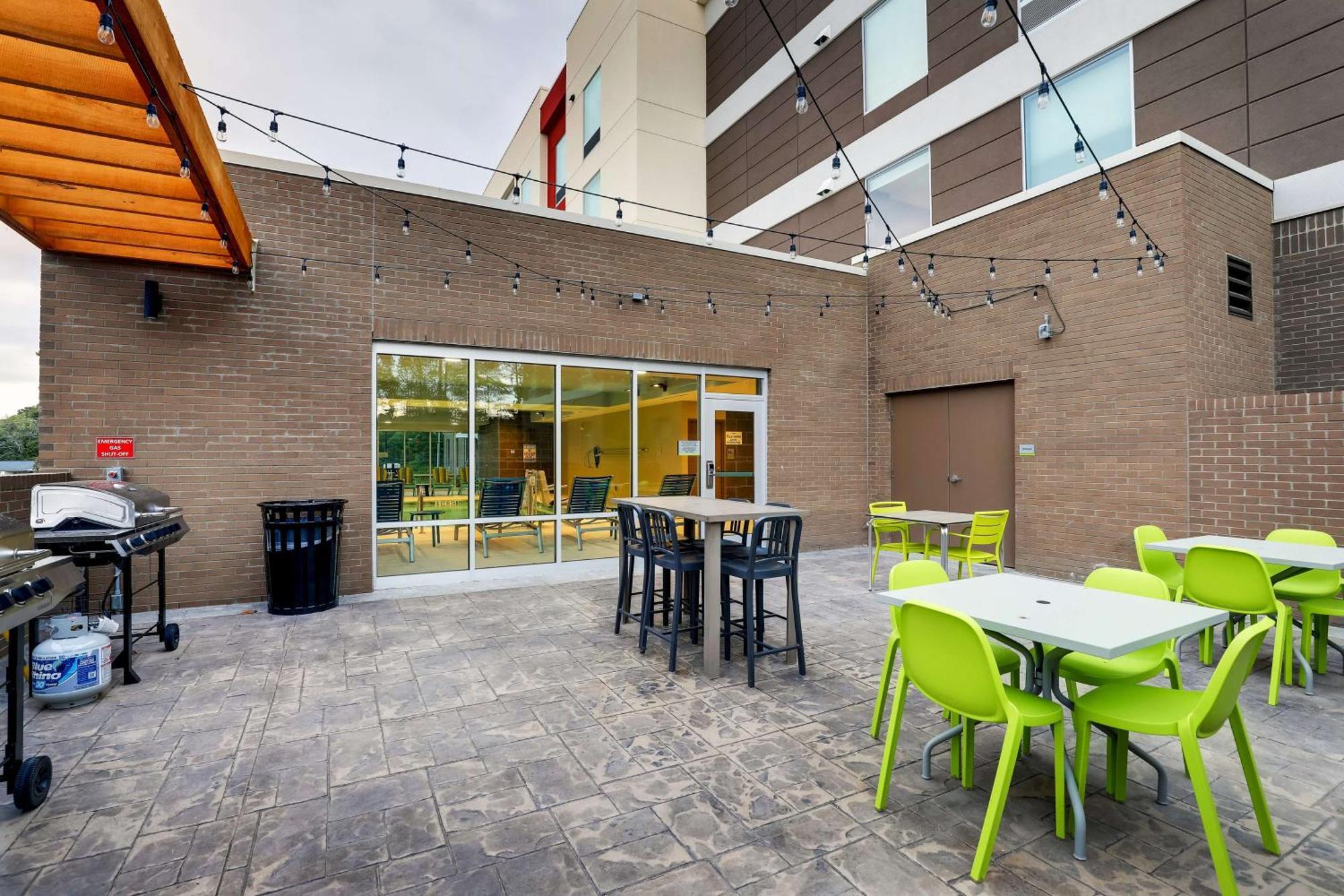 Home2 Suites By Hilton Sanford Exterior photo
